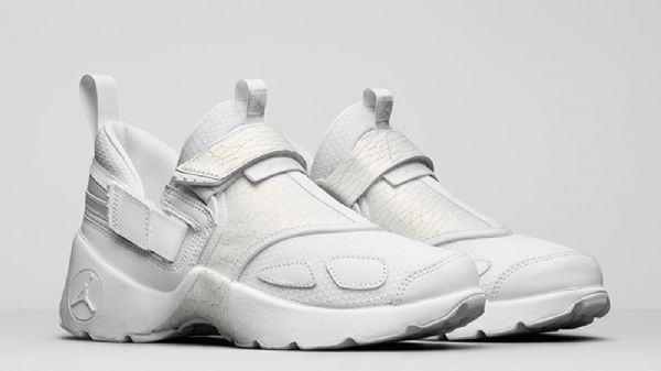 Boty Nike Air Jordan Trunner Heiress Pro Muže Bílé