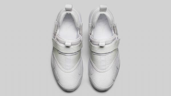 Boty Nike Air Jordan Trunner Heiress Pro Muže Bílé
