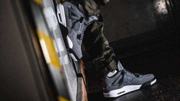 Boty Nike Air Jordan 4 Pro Muže Šedé