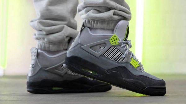 Dámské Boty Nike Air Jordan 4 Neon Air Max 95 Šedé