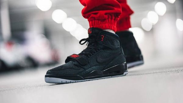 Boty Nike Air Jordan Legacy 312 Pro Muže Černé