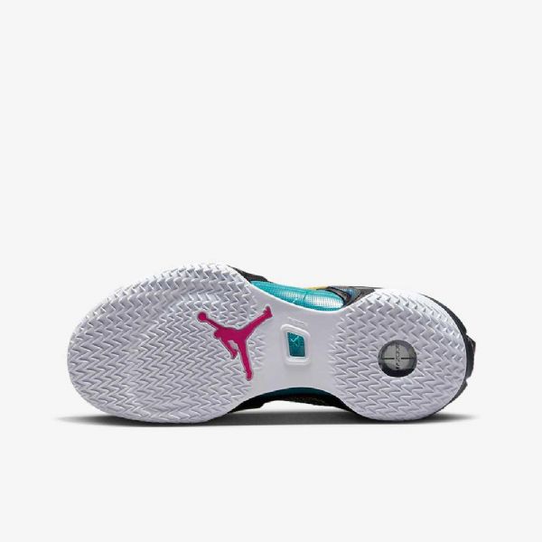 Dětské Basketbalové Boty Nike Air Jordan Xxxvi Černorůžové