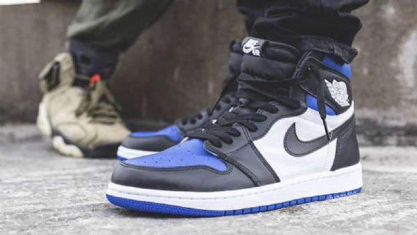 Boty Nike Air Jordan 1 High Tops Og Game Royal Pro Ženy Bílá Černá Modrá