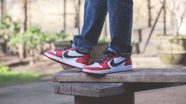 Boty Nike Air Jordan 1 Low Tops Chicago Pro Muže Červená Bílá Černá