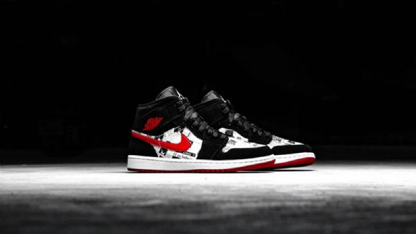 Boty Nike Air Jordan 1 Mid Tops Newspaper Air Times Pro Muže Černé