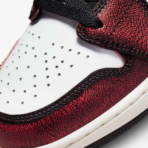 Boty Nike Air Jordan 1 Mid Tops Se Pro Děti Černá Bílý