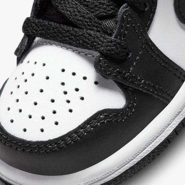 Boty Nike Air Jordan 1 Mid Tops Se Pro Děti Černá Bílý Coral
