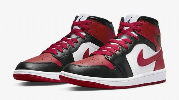 Boty Nike Air Jordan 1 Mid Tops Se Širokou Špičkou Pro Ženy Černá Bílý Burgundy