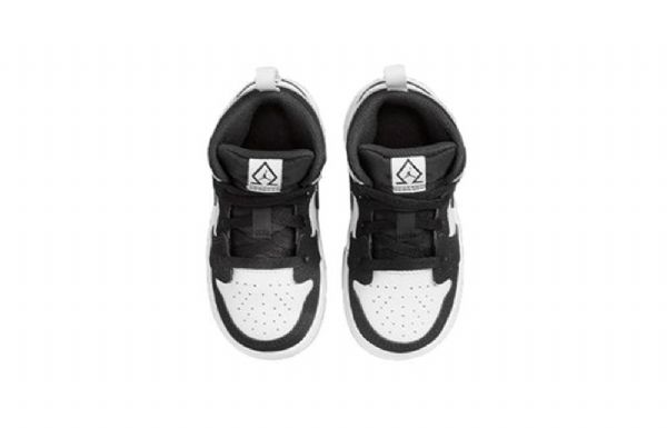 Boty Nike Air Jordan 1 Mid Tops Se Td Pro Děti Černá Bílý