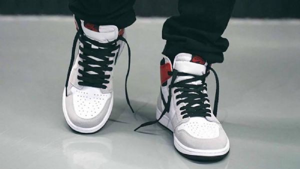Dámské Boty Nike Air Jordan 1 Retro High Tops Světle Šedé