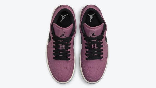 Dámské Nízké Boty Nike Air Jordan 1 Ve Fialové Barvě