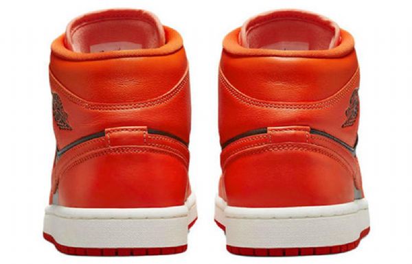 Dámské Retro Basketbalové Boty Nike Air Jordan 1 Mid Tops Se Oranžová