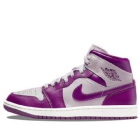 Dámské Retro Basketbalové Boty Nike Air Jordan 1 Mid Tops Ve Fialové Barvě