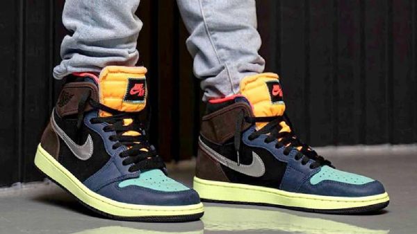 Dámské Vícebarevné Boty Nike Air Jordan 1 High Tops Og Bio Hack