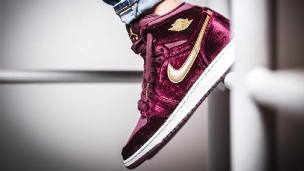 Nike Air Jordan 1 Gg Kaštanové Boty Pro Muže Vínové