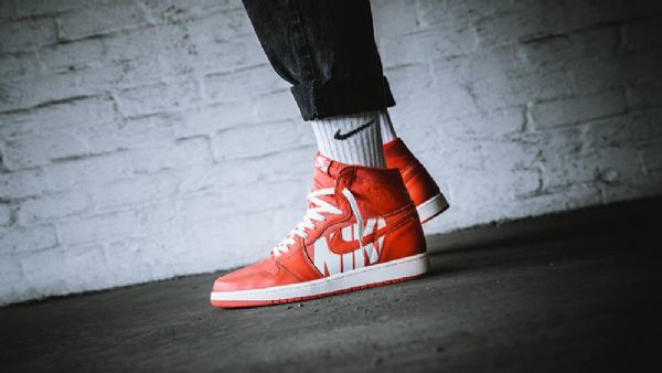 Nike Air Jordan 1 High Tops Og Vintage Boty Pro Muže Coral