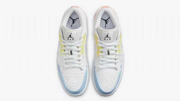 Nike Air Jordan 1 Low Tops To My First Coach Boty Pro Muže Bílý