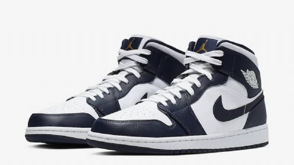 Nike Air Jordan 1 Mid Tops Obsidian Boty Pro Muže Bílý