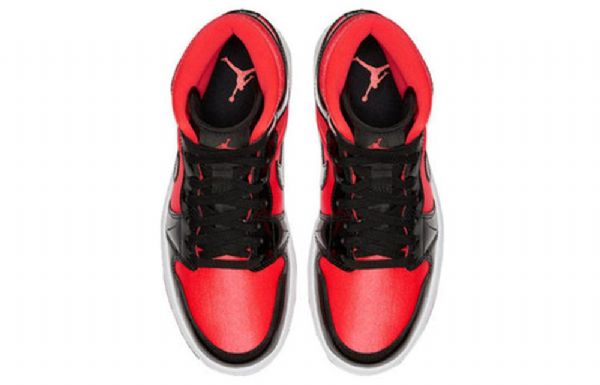 Nike Air Jordan 1 Mid Tops Retro Basketbalové Boty Pro Ženy Černo-červené
