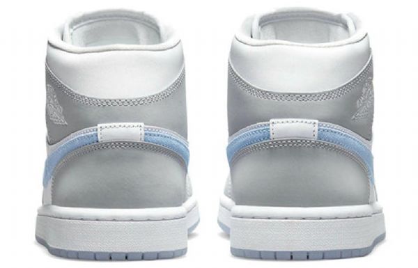 Nike Air Jordan 1 Mid Tops Retro Basketbalové Boty Pro Ženy V Tyrkysové Barvě