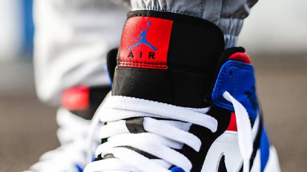 Nike Air Jordan 1 Mid Tops Top 3 Boty Pro Muže Modrá Červená Vícebarevná