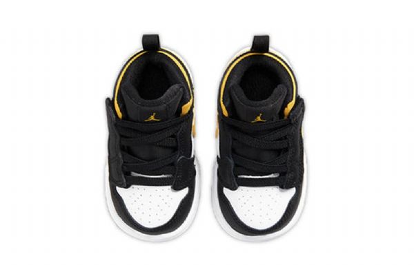 Nike Air Jordan 1 Mid Tops Všechny Boty Pro Děti Černá Bílý Zlatý