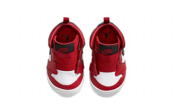 Nike Air Jordan 1 Retro Cb Basketbalové Boty Pro Děti Červené