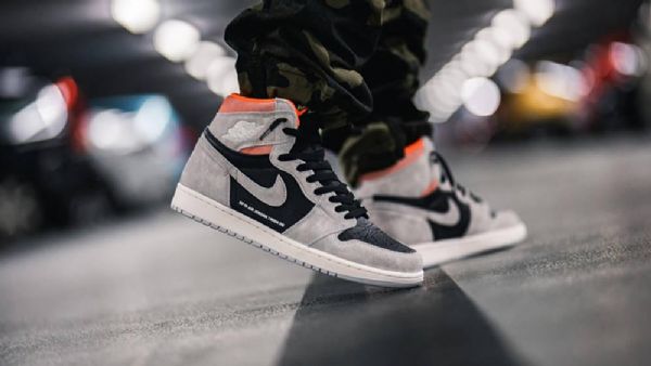 Nike Air Jordan 1 Retro Crimson Boty Pro Muže Šedé