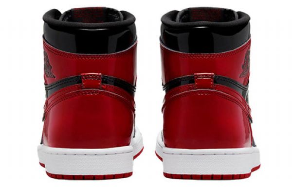 Nike Air Jordan 1 Retro High Tops Og Basketbalové Boty Pro Muže Bílá Červená