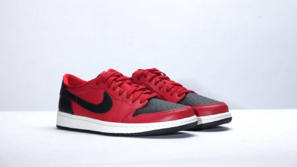 Nike Air Jordan 1 Retro Low Tops Og Boty Pro Muže Červená Černá