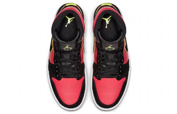 Nike Air Jordan 1 Retro Mid Tops Basketbalové Boty Pro Ženy Černo-červené