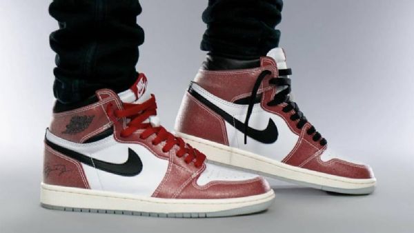 Nike Trophy Room Jordan 1 Retro High Tops Boty Og Chicago Pro Muže Vínově Bílá