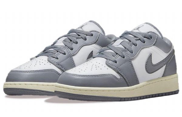 Pánské Basketbalové Boty Nike Air Jordan 1 Low Tops Gs Šedé