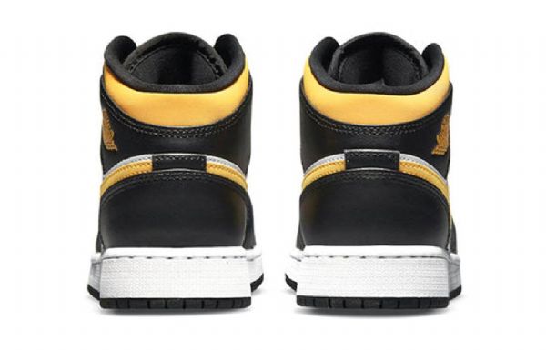 Pánské Basketbalové Boty Nike Air Jordan 1 Mid Tops Gs Černá Zlatý