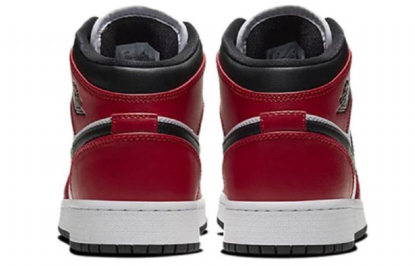 Pánské Basketbalové Boty Nike Air Jordan 1 Mid Tops Gs Černé