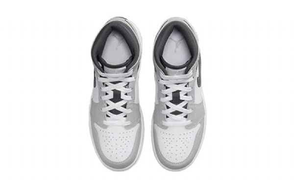 Pánské Basketbalové Boty Nike Air Jordan 1 Mid Tops Gs Světle Šedé
