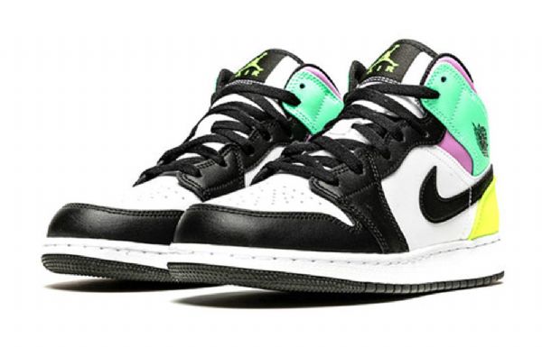 Pánské Basketbalové Boty Nike Air Jordan 1 Mid Tops Gs Vícebarevné