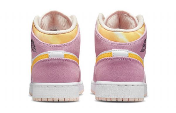 Pánské Basketbalové Boty Nike Air Jordan 1 Mid Tops Se Gs Růžové