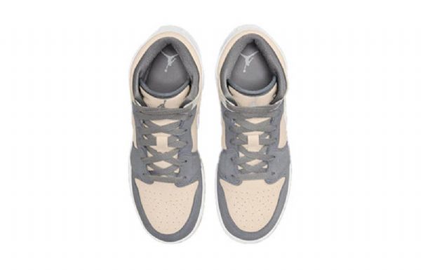 Pánské Basketbalové Boty Nike Air Jordan 1 Mid Tops Se Gs Šedé