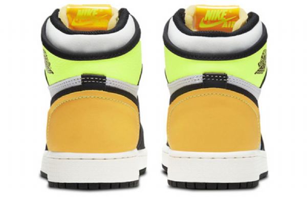 Pánské Basketbalové Boty Nike Air Jordan 1 Retro High Tops Og Gs Zlatý