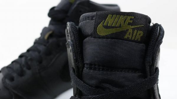 Pánské Boty Nike Air Jordan 1 High Tops The Return Snake Černá