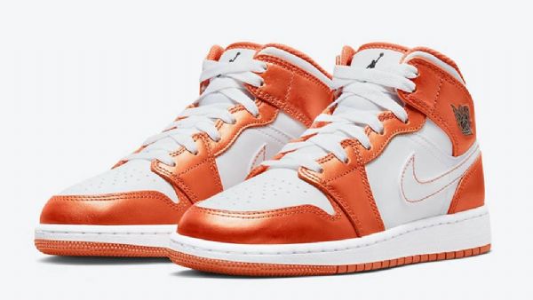 Pánské Boty Nike Air Jordan 1 Mid Tops Gs Bílý Oranžový