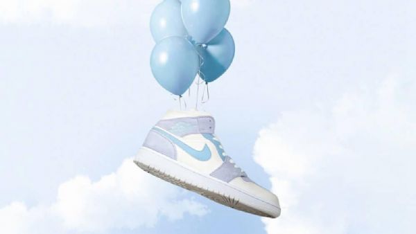 Pánské Boty Nike Air Jordan 1 Mid Tops Se Světle Modrá Bílá