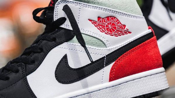 Pánské Boty Nike Air Jordan 1 Mid Tops Se Union Toe Černá