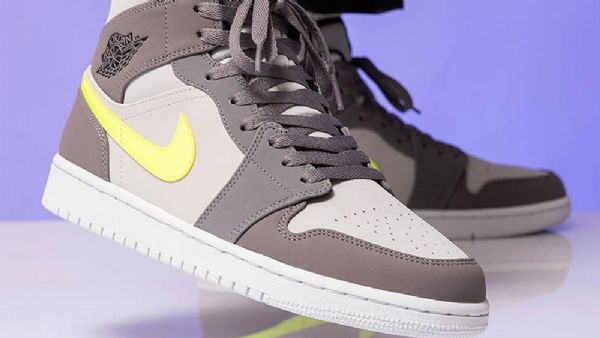 Pánské Boty Nike Air Jordan 1 Mid Tops Šedé