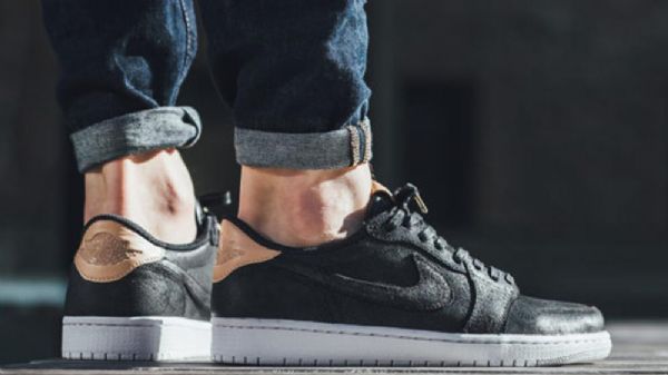 Pánské Nízké Boty Nike Air Jordan 1 Černé