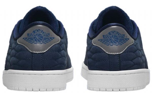 Pánské Retro Basketbalové Boty Nike Air Jordan 1 V Tmavě Modré Barvě