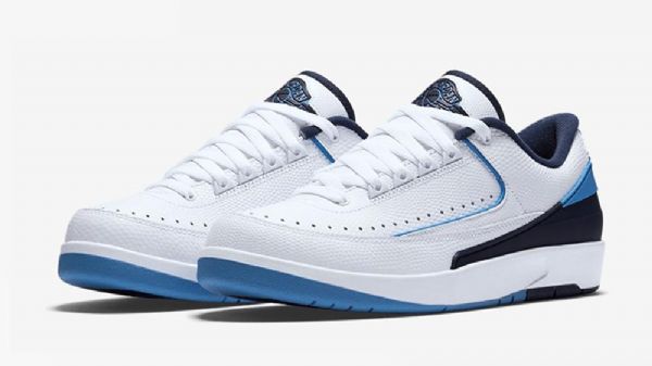 Pánské Polobotky Nike Air Jordan 2 V Tmavě Modré Barvě