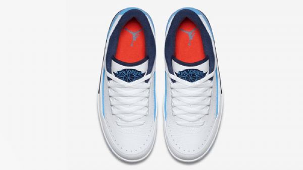 Pánské Polobotky Nike Air Jordan 2 V Tmavě Modré Barvě