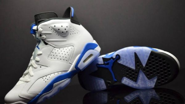 Nike Air Jordan 6 Retro Sportovní Boty Pro Muže Bílá Modrá